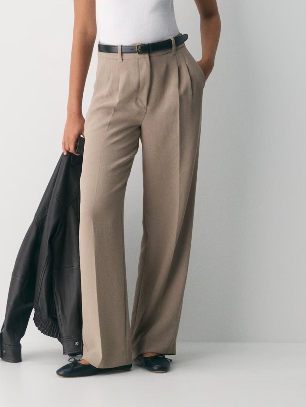 Wilfred The Effortless Pants Crepette in Taupe Tan Brown Size 8 Short